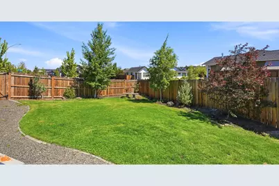 4722 SW Zenith Avenue, Redmond, OR 97756 - Photo 29