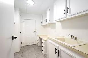 601 Pinewood Way, Cave Junction, OR 97523 - Photo 19