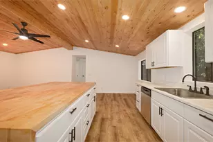 601 Pinewood Way, Cave Junction, OR 97523 - Photo 11