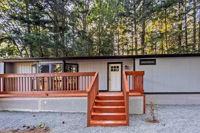 601 Pinewood Way, Cave Junction, OR 97523 - Photo 3