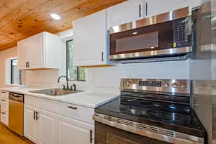 601 Pinewood Way, Cave Junction, OR 97523 - Photo 9