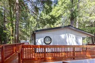 601 Pinewood Way, Cave Junction, OR 97523 - Photo 25