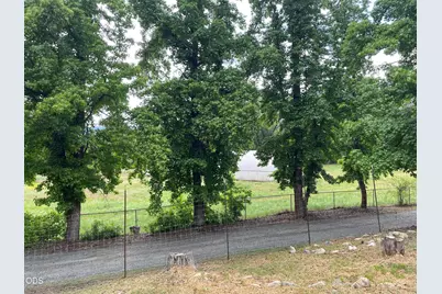 782 Covered Bridge Road, Rogue River, OR 97537 - Photo 3