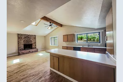 2211 California Avenue, Klamath Falls, OR 97601 - Photo 15