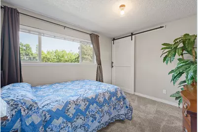 2727 Gateway Street #APT 18, Springfield, OR 97477 - Photo 15