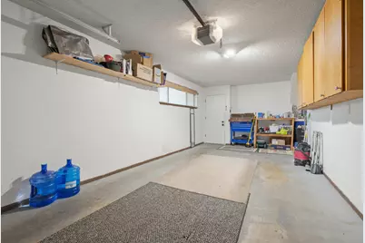 2727 Gateway Street #APT 18, Springfield, OR 97477 - Photo 31