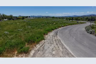 0 Foothills Boulevard #Lot 300, Klamath Falls, OR 97603 - Photo 13