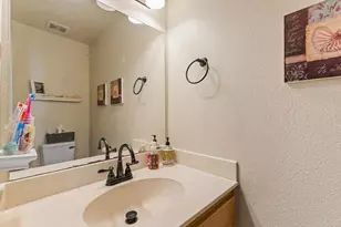 450 Midway Rd, Medford, OR 97501 - Photo 9