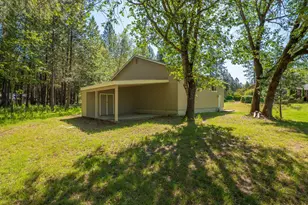 190 Detrick Dr, Grants Pass, OR 97527 - Photo 33