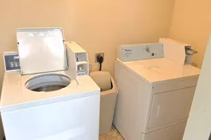 60 N Orange St, Medford, OR 97501 - Photo 43
