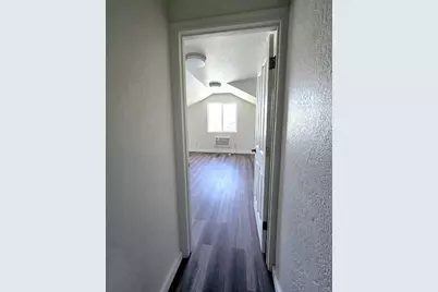 60 N Orange Street, Medford, OR 97501 - Photo 33