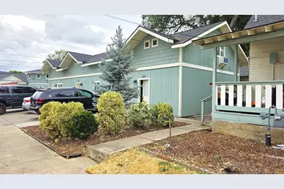 60 N Orange Street, Medford, OR 97501 - Photo 25
