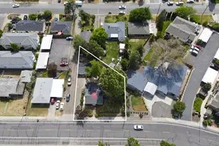 347 N 2nd St, Central Point, OR 97502 - Photo 31