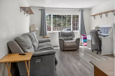 4331 Gary Street, Klamath Falls, OR 97603 - Photo 3