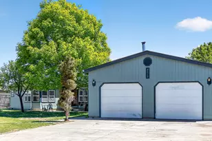 4515 Avalon Pl, Klamath Falls, OR 97603 - Photo 3