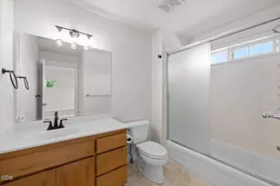 2264 McCall, Ashland, OR 97520 - Photo 19