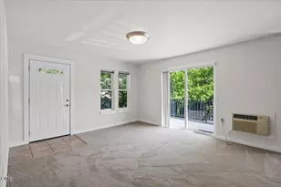2264 McCall, Ashland, OR 97520 - Photo 5
