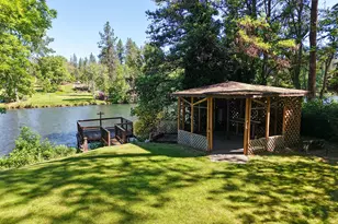223 Indian Creek Ln, Shady Cove, OR 97539 - Photo 11