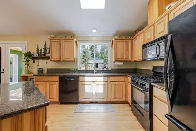 16154 Buena Vista Drive, La Pine, OR 97739 - Photo 9