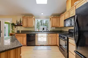 16154 Buena Vista Dr, La Pine, OR 97739 - Photo 9