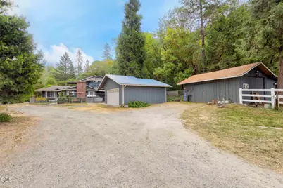 161 Soldier Creek, Grants Pass, OR 97526 - Photo 1