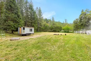 161 Soldier Creek, Grants Pass, OR 97526 - Photo 5