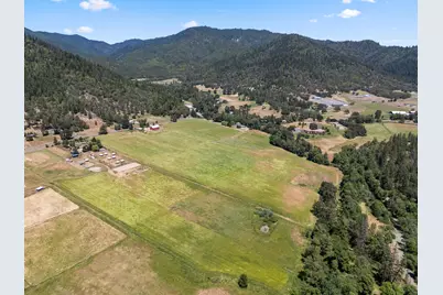 13500 E Evans Creek Road, Rogue River, OR 97537 - Photo 67