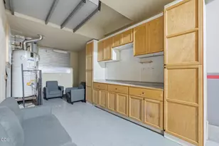 61235 Splendor, Bend, OR 97702 - Photo 37