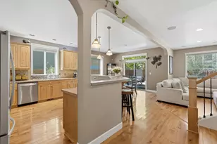 61235 Splendor, Bend, OR 97702 - Photo 17