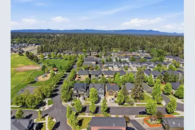 61235 Splendor, Bend, OR 97702 - Photo 51