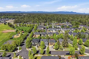 61235 Splendor, Bend, OR 97702 - Photo 51