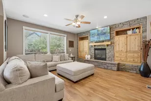 61235 Splendor, Bend, OR 97702 - Photo 1