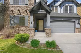 61235 Splendor, Bend, OR 97702 - Photo 3