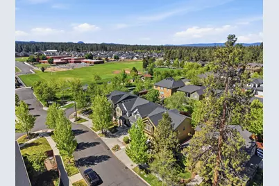 61235 Splendor, Bend, OR 97702 - Photo 53