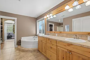 61235 Splendor, Bend, OR 97702 - Photo 47