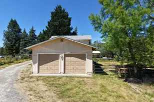 335 Sheraton Dr, Williams, OR 97544 - Photo 59