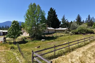 335 Sheraton Dr, Williams, OR 97544 - Photo 19
