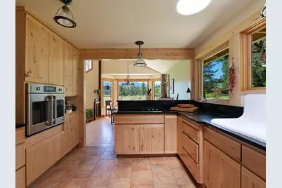 335 Sheraton Drive, Williams, OR 97544 - Photo 29