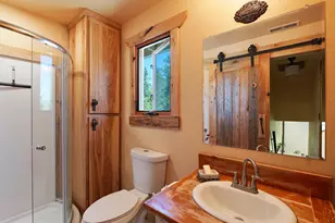 335 Sheraton Dr, Williams, OR 97544 - Photo 43