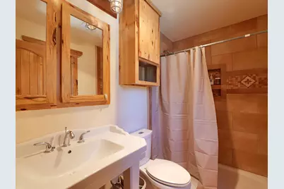 335 Sheraton Drive, Williams, OR 97544 - Photo 41