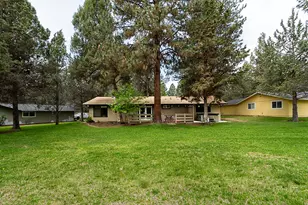 61346 Robin Hood Ln, Bend, OR 97702 - Photo 31