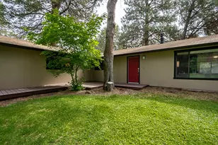 61346 Robin Hood Ln, Bend, OR 97702 - Photo 5