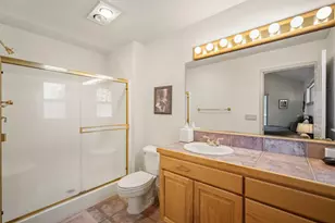 57742 Wallowa Ln, Sunriver, OR 97707 - Photo 21