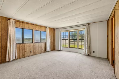 31410 Union Street, Bonanza, OR 97623 - Photo 13