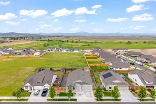 1256 NW Golf Course Dr, Madras, OR 97741 - Photo 35