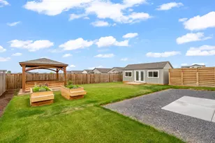 1256 NW Golf Course Dr, Madras, OR 97741 - Photo 5