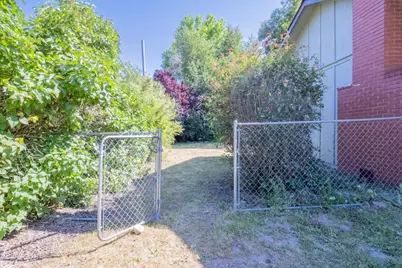 2087 Upper River, Grants Pass, OR 97526 - Photo 37