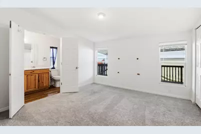 8401 Old Stage Road #UNIT 16, Central Point, OR 97502 - Photo 13