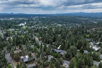 2216 NW 6th Street, Bend, OR 97703 - Photo 49