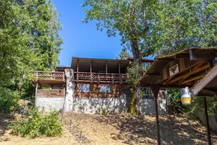 1434 NW Hawthorne Ave, Grants Pass, OR 97526 - Photo 9